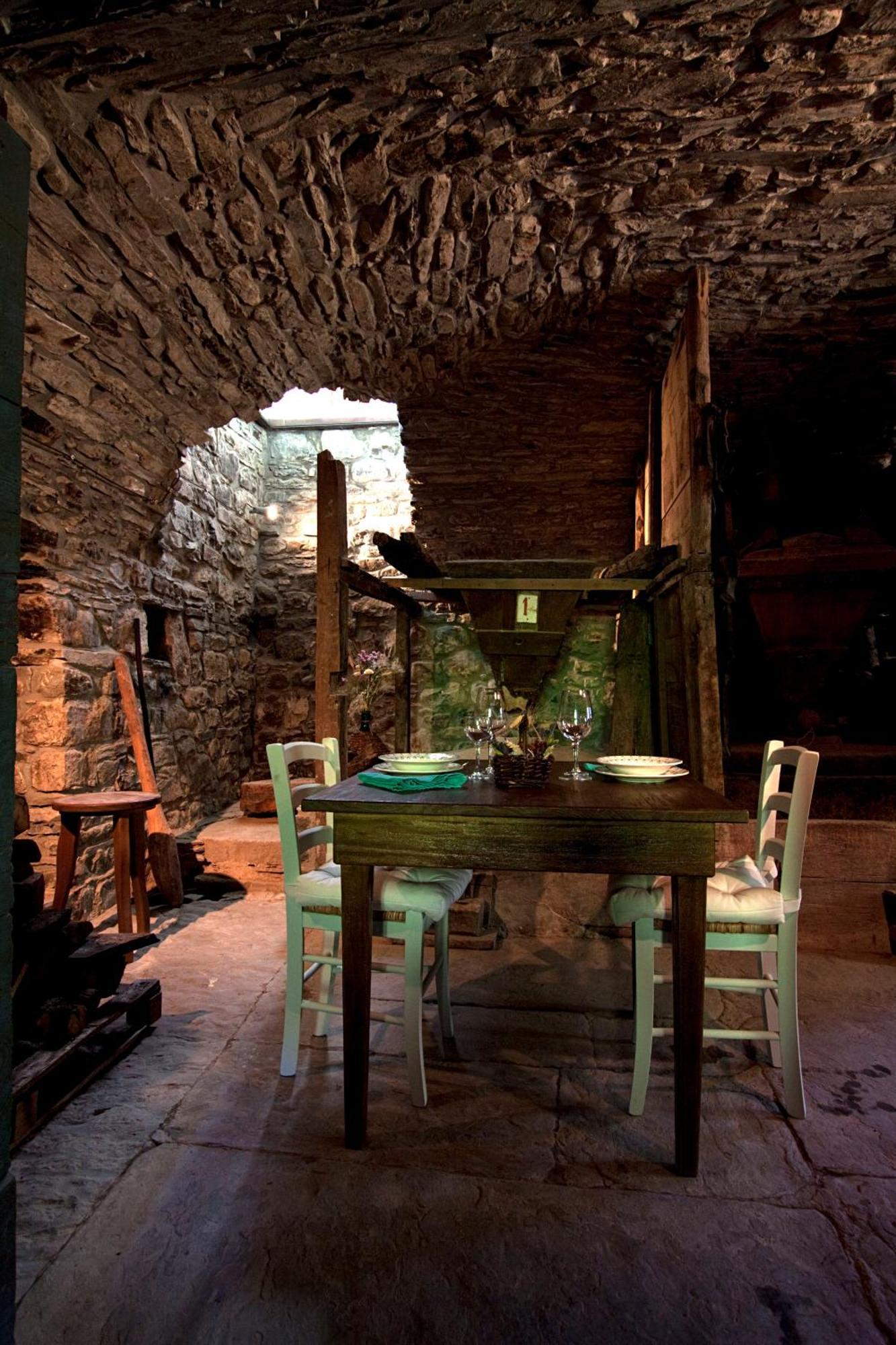 Mulino Marghen - Restored Watermill - Accomodation And Retreat Center Zeri Dış mekan fotoğraf